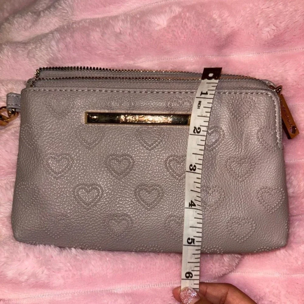 Y2K coquette grey Betsy Johnson hearts wallet